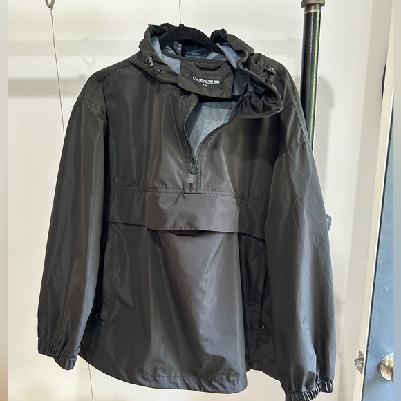 NOIZE hooded raincoat - Picture 2 of 4